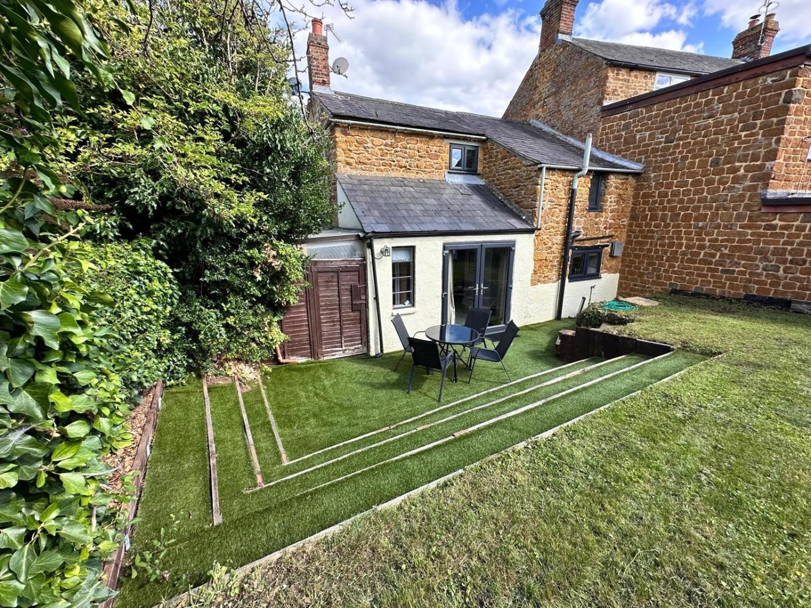 Malvern House Banbury Exterior photo